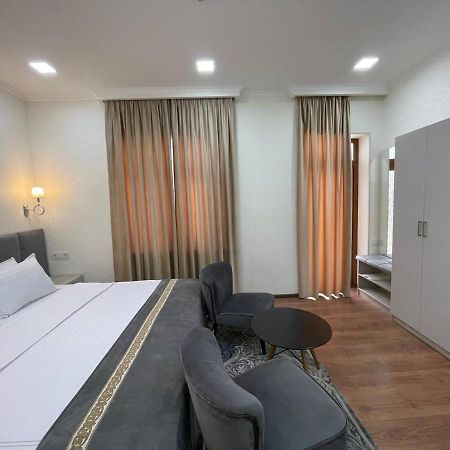 Registon Saroy Hotel Samarkand Bagian luar foto