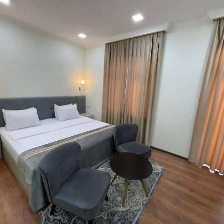 Registon Saroy Hotel Samarkand Bagian luar foto