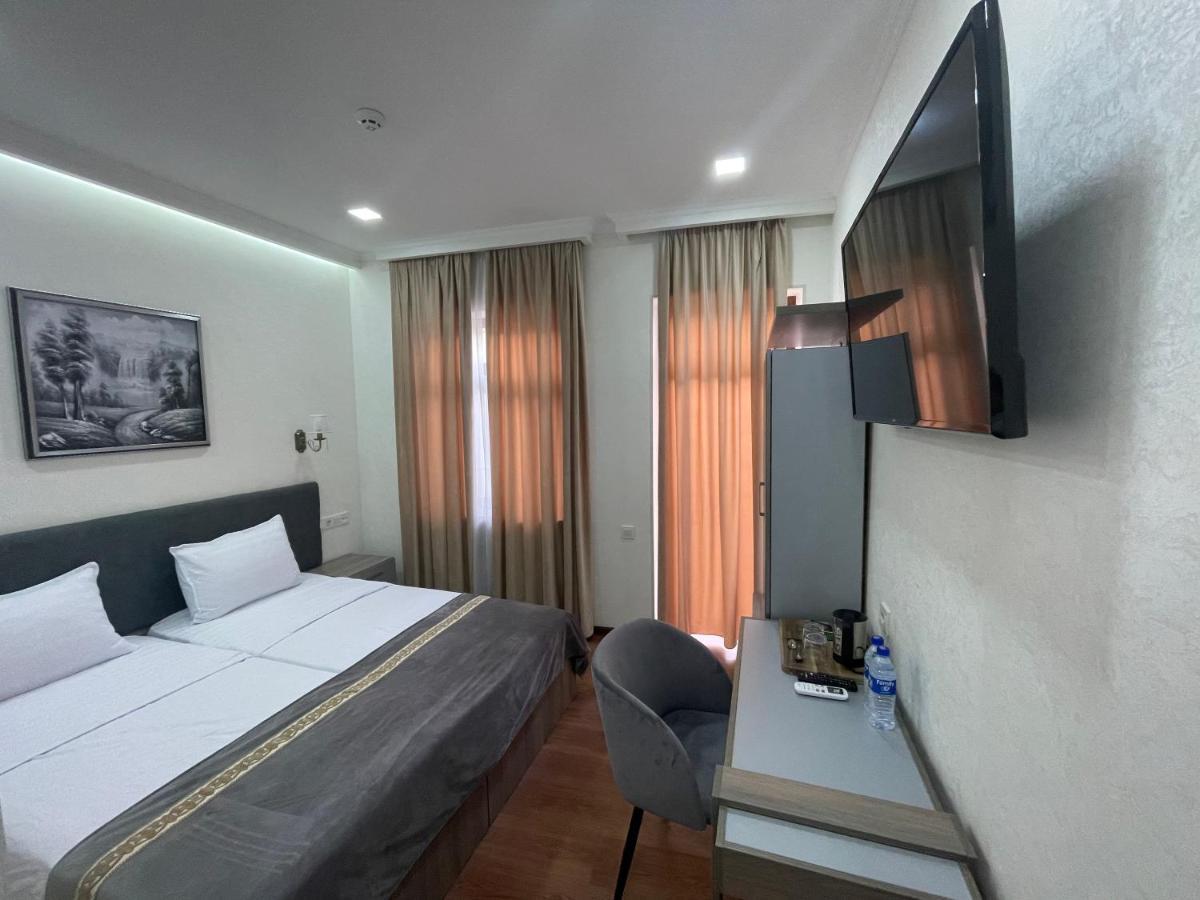 Registon Saroy Hotel Samarkand Bagian luar foto