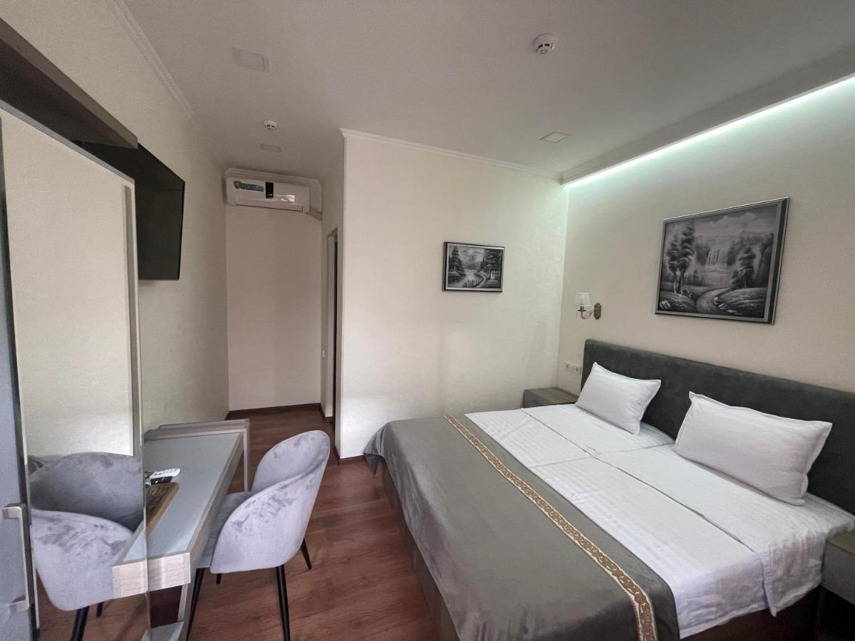 Registon Saroy Hotel Samarkand Bagian luar foto