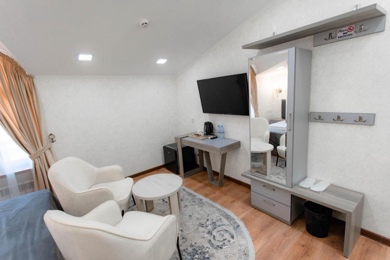 Registon Saroy Hotel Samarkand Bagian luar foto