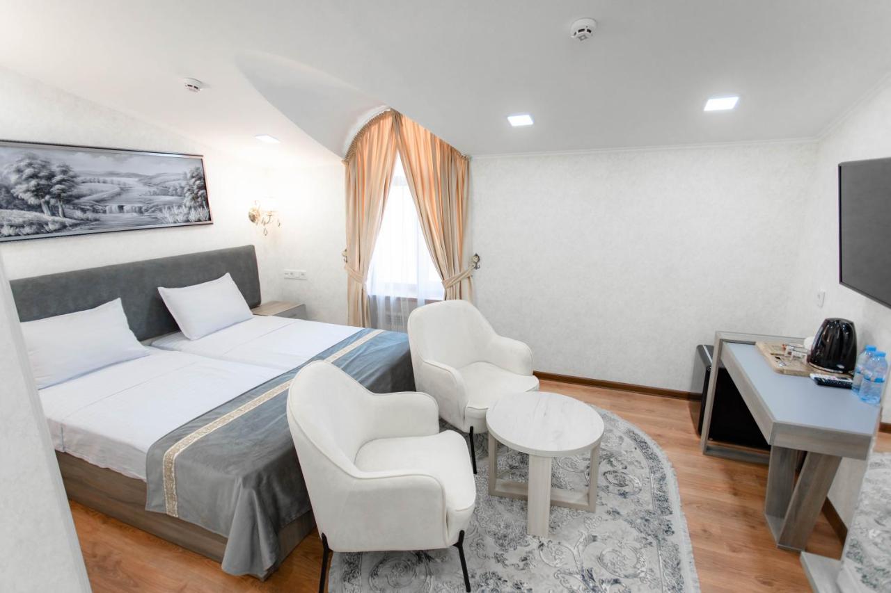 Registon Saroy Hotel Samarkand Bagian luar foto