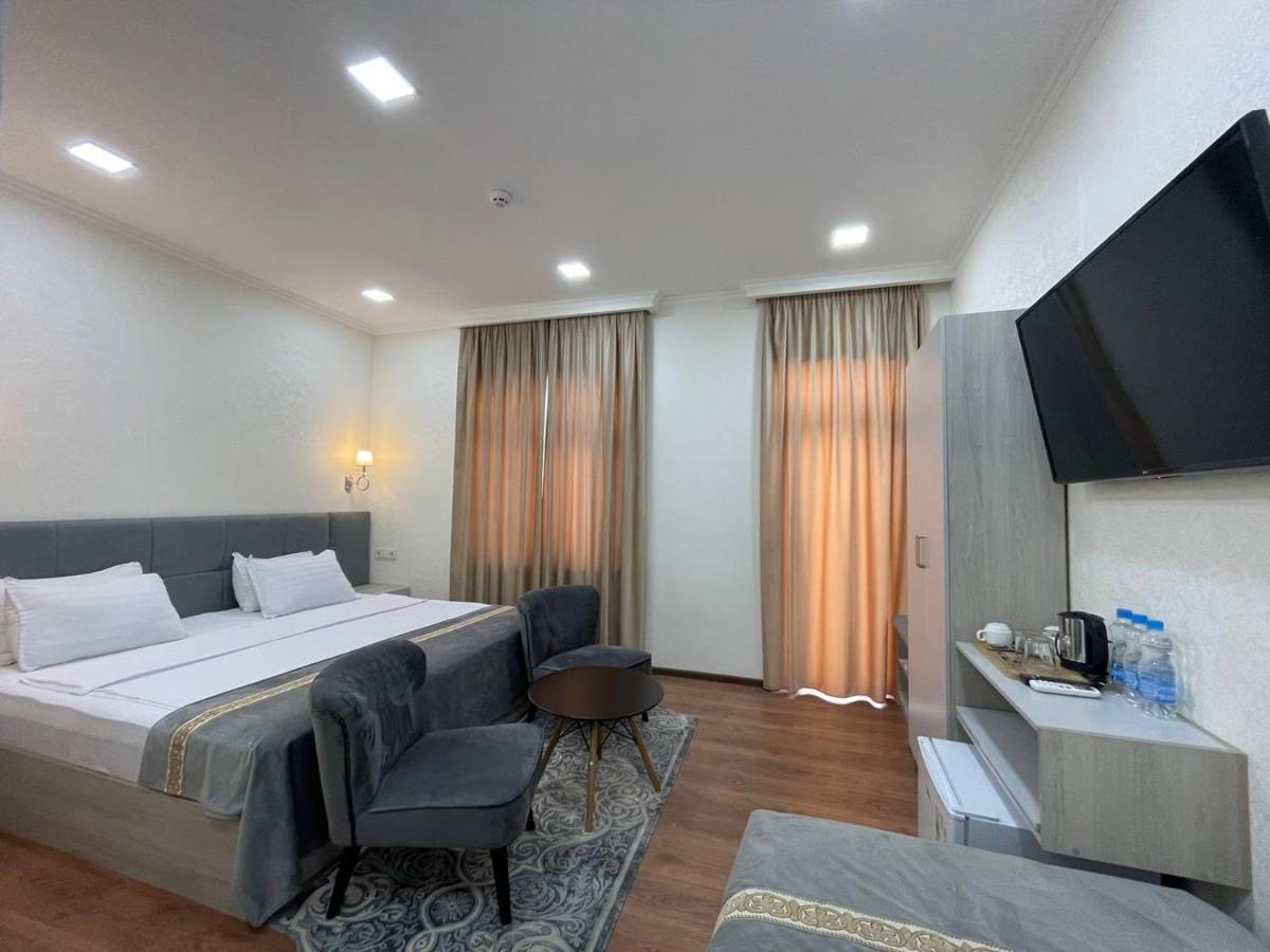 Registon Saroy Hotel Samarkand Bagian luar foto